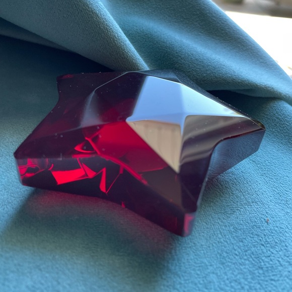 Rosenthal Red Ruby Crystal Star Paperweight - Picture 4 of 6